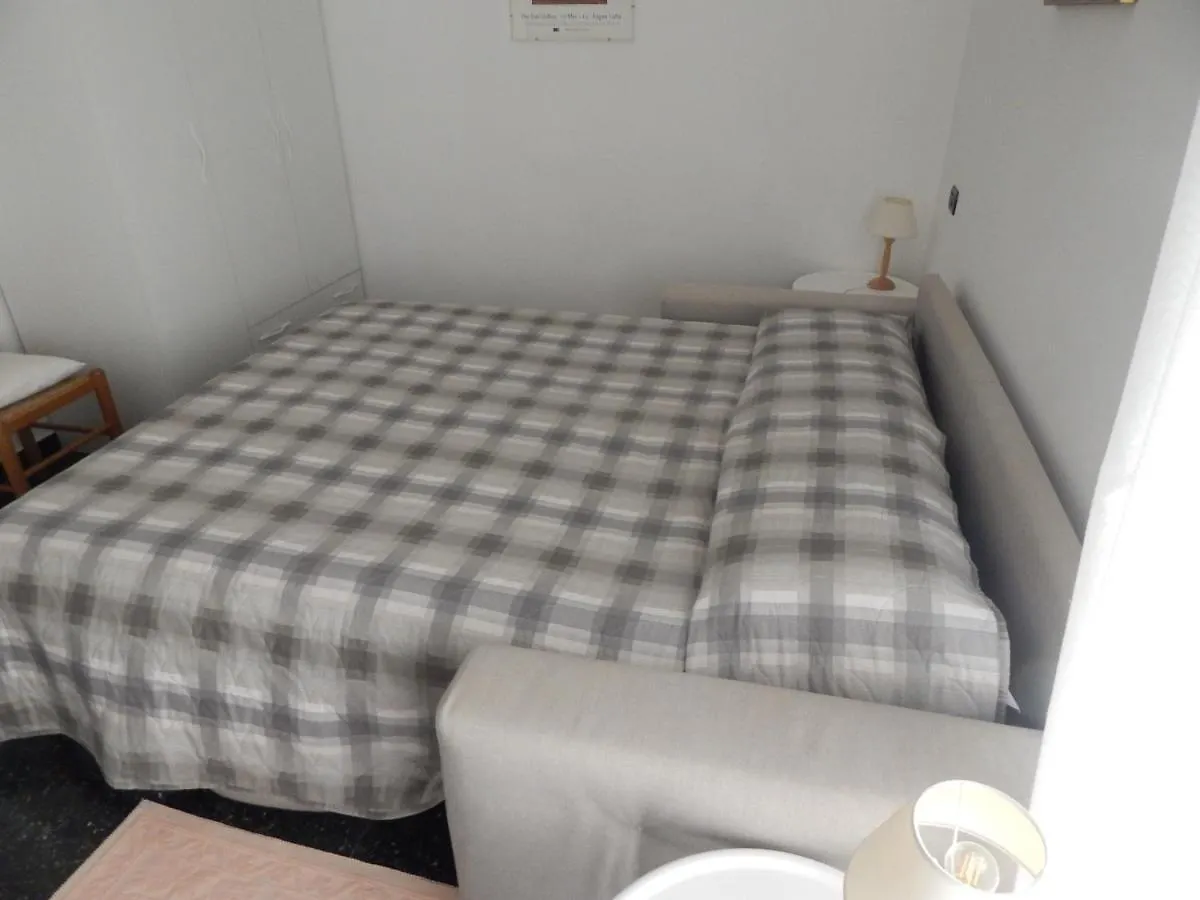 Holiday home Casa Vacanze Domus Erna Italy
