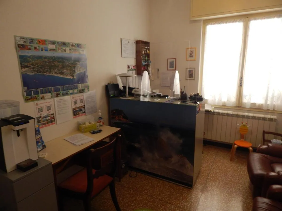 Casa Vacanze Domus Erna 0*, Finale Ligure Italy